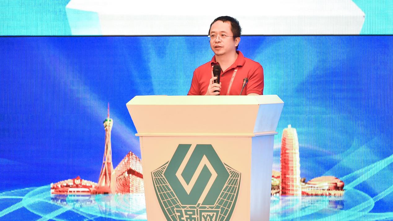 周鸿祎瞄准百度 科技巨头之战 再次创业 (周鸿祎 枪)