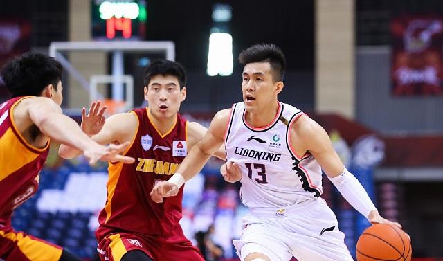 郭艾伦仅得7分 北京首钢轻松擒广州豪取5连胜 周琦8篮板难救主 (郭艾伦仅得一分)
