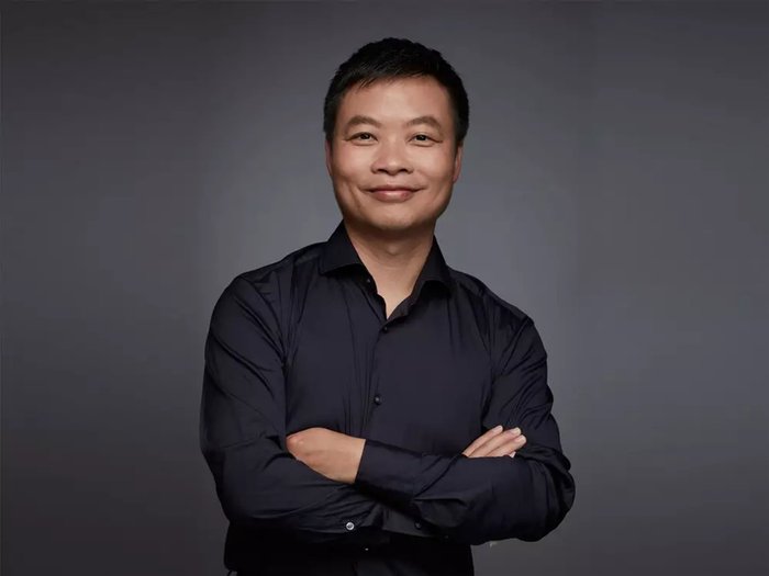 小鹏汽车创始人何小鹏发出回归号召 共创2025宏图 致信离职员工 (小鹏汽车创始人是谁)