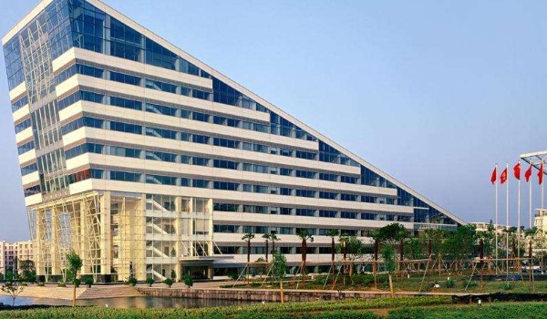 东风集团目标落空 合资企业难辞其咎 (东风集团目标价15元)